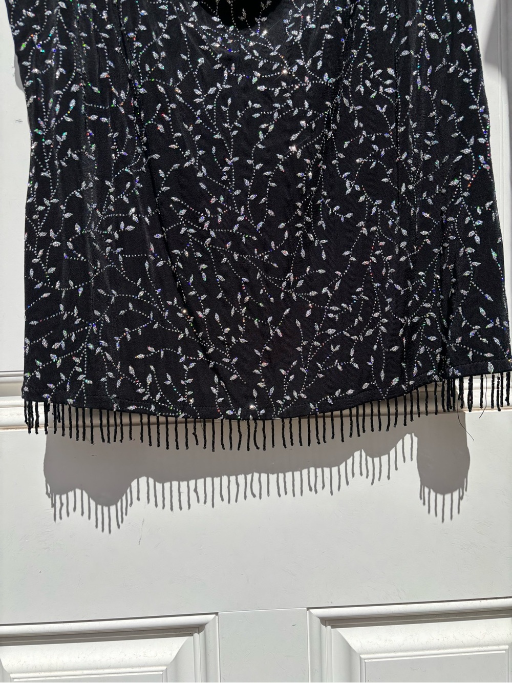 Stunning Ronni Nicole Petite Glitter Rainbow Shimmer Cowl Neck Fringe Hem XL - Picture 3 of 5